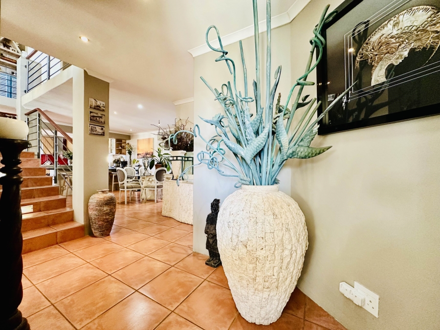 3 Bedroom Property for Sale in De Kelders Western Cape